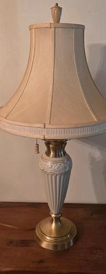 LOT 51D: Lenox Lamp