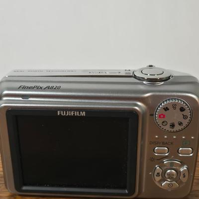 LOT 53D: Fujifilm FinePix A820 Camera and Olympus Stylus Epic Zoom 80 with Carrying Bag