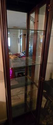 LOT 59D: Lighted Curio Cabinet with Glass Shelves