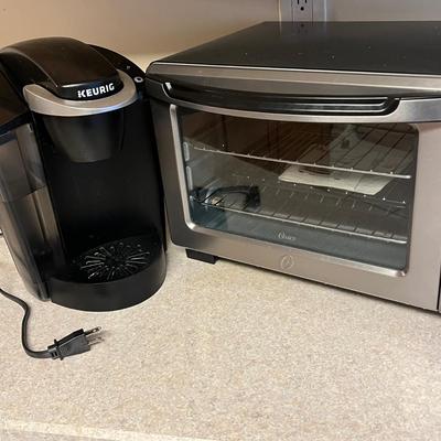 LOT 60D: Keurig Coffee Maker and Oster Countertop Oven