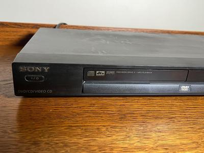 LOT 78D: Sony CD/DVD Player - DVP-NS325