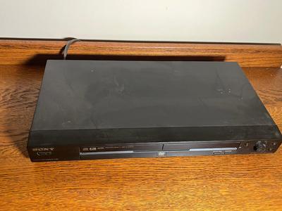 LOT 78D: Sony CD/DVD Player - DVP-NS325