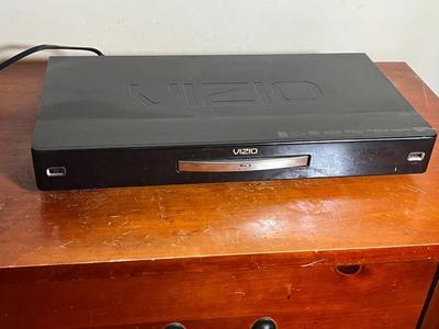 LOT 84C: Vizio Blu-Ray Player- VBR231