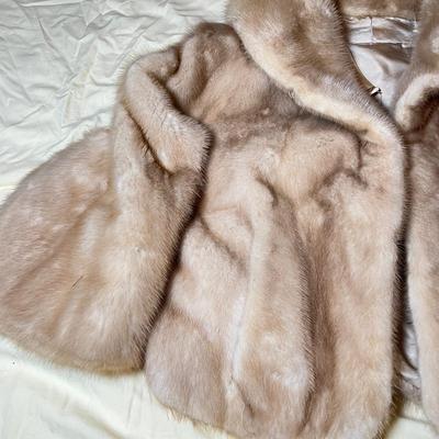 Sale Photo Thumbnail #178