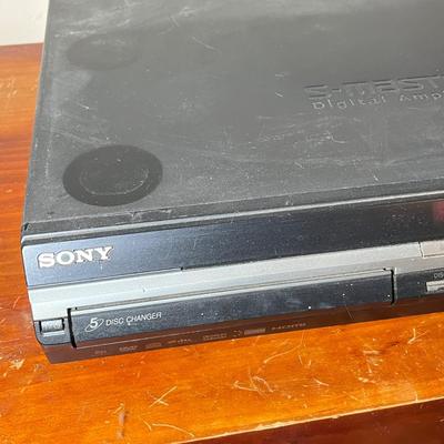 LOT 85C: Sony 5-Disc DVD Home Theater System with Speakers - HCD-HDX275