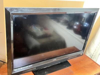 LOT 88C: Vizio 37" Flat Screen TV - VL370M