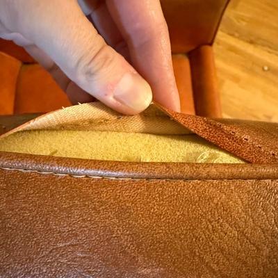 Retro Faux Leather Armchair with End Table