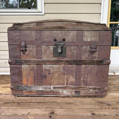 Rustic Camel Back Trunk