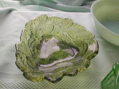 VINTAGE GLASS-REFRIDGERATOR DISH WITH LID- CANDY DISH AND FIREKING BOWL