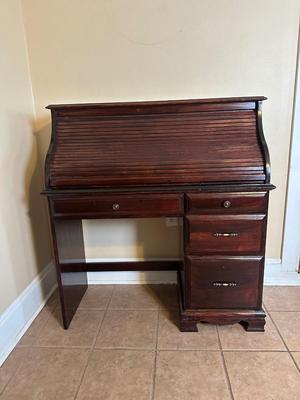 Wood Roll-Top Desk with Drawers & Cubbies