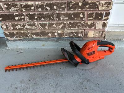 Black+Decker Electric Hedge Trimmer