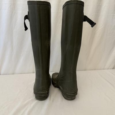 Merrell, Teva, Dansko & More Size 8/9 Ladies Shoes (P-HS)