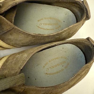 Merrell, Teva, Dansko & More Size 8/9 Ladies Shoes (P-HS)
