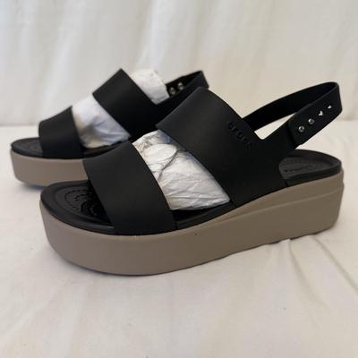 Merrell, Teva, Dansko & More Size 8/9 Ladies Shoes (P-HS)