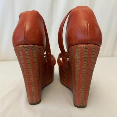 Pour La Victoire Bonita Wedge Sandals & Wild Diva Ankle Boots, Size 8.5 (P-HS)