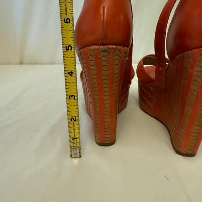 Pour La Victoire Bonita Wedge Sandals & Wild Diva Ankle Boots, Size 8.5 (P-HS)