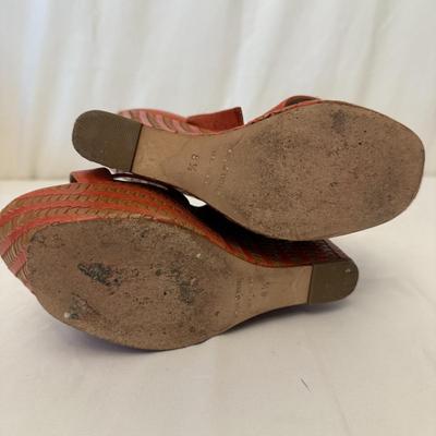 Pour La Victoire Bonita Wedge Sandals & Wild Diva Ankle Boots, Size 8.5 (P-HS)