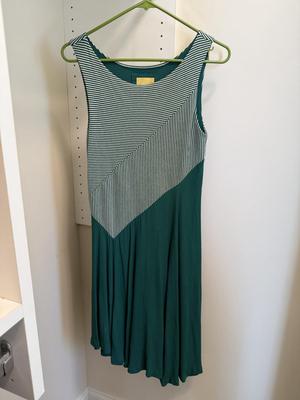 Dresses by Anthropologie, J. Crew, Betsy Johnson, Bebe, & More, Size XS-M (UGB1-HS)