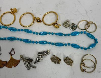 Large 12pc Vintage Jewelry Lot -Blue Beaded Necklace & Earrings mostly clip-on