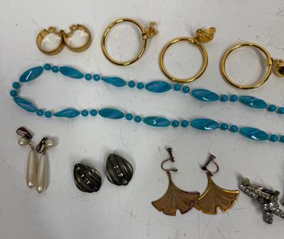 Large 12pc Vintage Jewelry Lot -Blue Beaded Necklace & Earrings mostly clip-on
