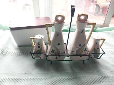 VINTAGE OIL&VINAGER/SALT&PEPPER IN HOLDER AND CERAMIC BUTTER HOLDER