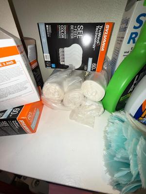 Sale Photo Thumbnail #15: SR14-Miscellaneous shelf contents