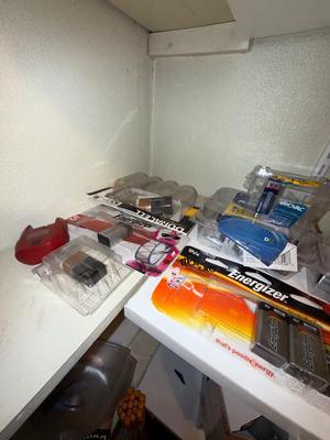 Sale Photo Thumbnail #21: SR13-miscellaneous shelf contents