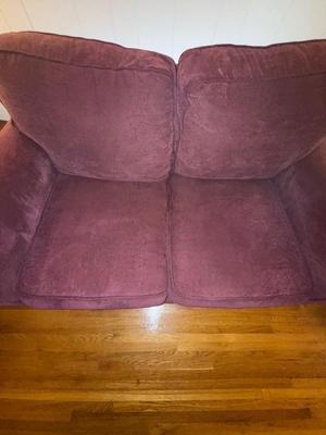 Sale Photo Thumbnail #55: E34-Loveseat