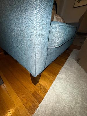 Sale Photo Thumbnail #99: E22-loveseat and throw pillows