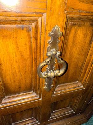 Sale Photo Thumbnail #179: MB8-vintage cabinet