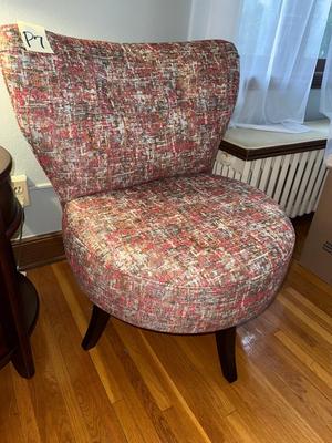 Sale Photo Thumbnail #227: P7-Accent Chair
This swivels!!