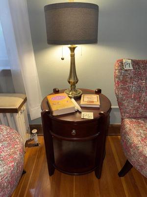 Sale Photo Thumbnail #231: P6-end table with table lamp and extras