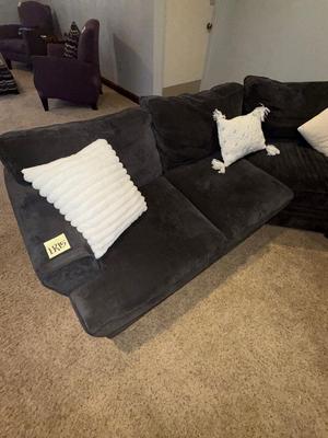 Sale Photo Thumbnail #266: LR15-very large sectional plus pillows
Appr 8’x 15’