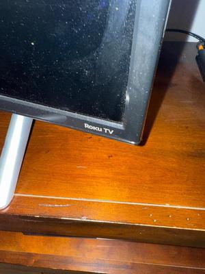Sale Photo Thumbnail #286: LR12-48 inch TV