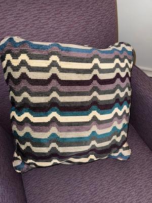 Sale Photo Thumbnail #322: LR2-armchair and pillow