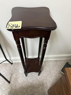 Sale Photo Thumbnail #339: SR6-Table/plantstand
12x12x36.5