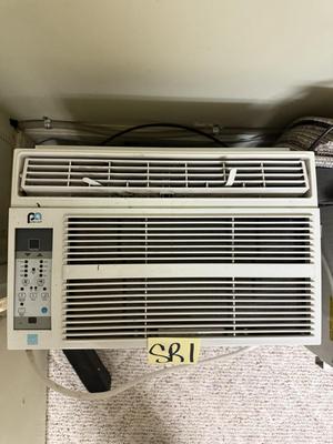 Sale Photo Thumbnail #354: SR1-window AC unit