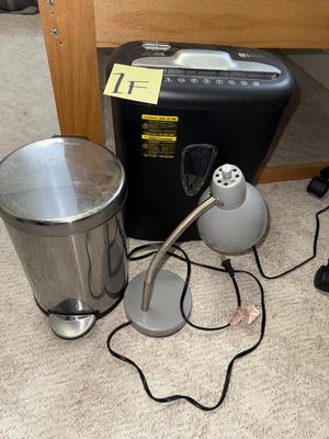 Sale Photo Thumbnail #362: 1F-paper shredder plus extras