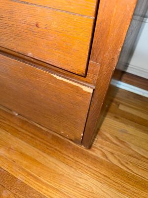 Sale Photo Thumbnail #413: 2E-Desk

46 x 19 x 30