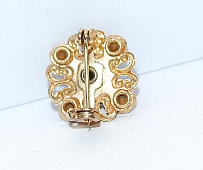 Petite 4 Pink Stone ROSE BROOCH (½" x ½") with Enameled Center Accent on a Gold Tone Setting
