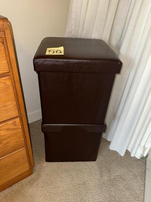 Sale Photo Thumbnail #442: 5G-collapsible storage cubes