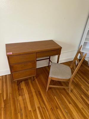 Sale Photo Thumbnail #463: 6D-desk and chair

42“ x 18“ x 31.5“