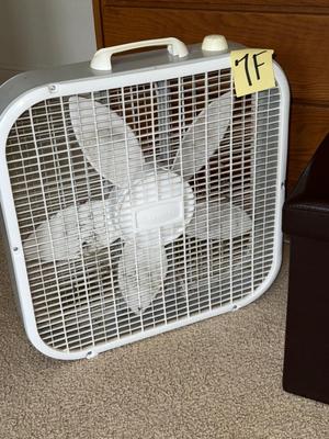 Sale Photo Thumbnail #477: 7F box fan and collapsible storage cube

Cube measurements, 15“ x 15“ x 15“