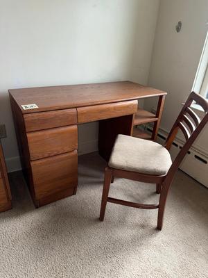 Sale Photo Thumbnail #591: 16B-Desk w chair

42” x 20” x 29”