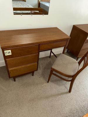 Sale Photo Thumbnail #603: 15A-desk with chair

42” x 18” x 31.5”