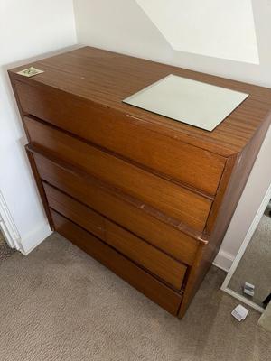 Sale Photo Thumbnail #621: 18A-dresser with mirror attached to Top surface

36.5” x 18” x 43.25”