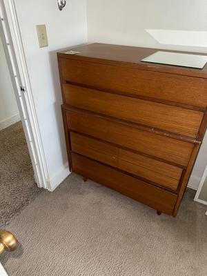 Sale Photo Thumbnail #624: 18A-dresser with mirror attached to Top surface

36.5” x 18” x 43.25”