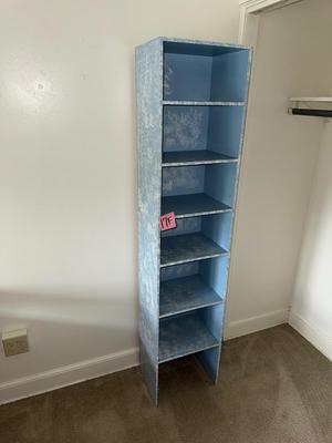 Sale Photo Thumbnail #625: 17F-Shelf

16” x 12” x 73”