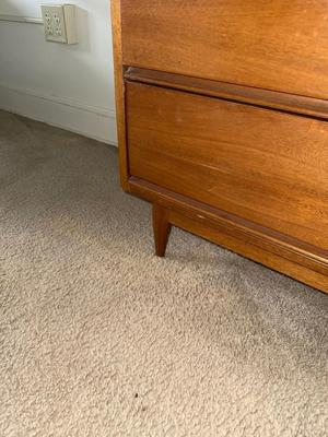 Sale Photo Thumbnail #653: 20A-Dresser
32” x 18” x 31”