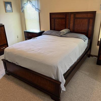 Modern Queen Size Bed (PB-BM)
